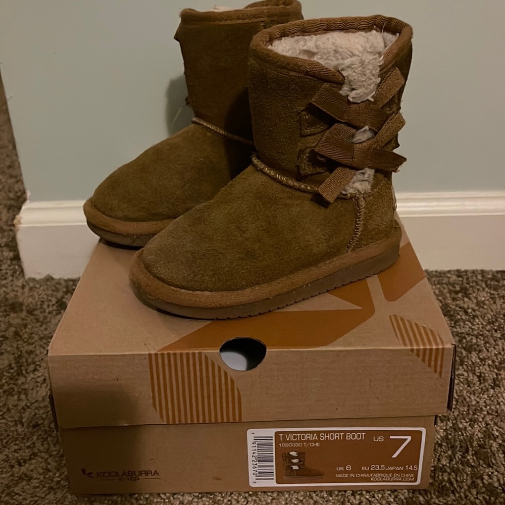 Kookaburra UGG Victoria toddler short boot